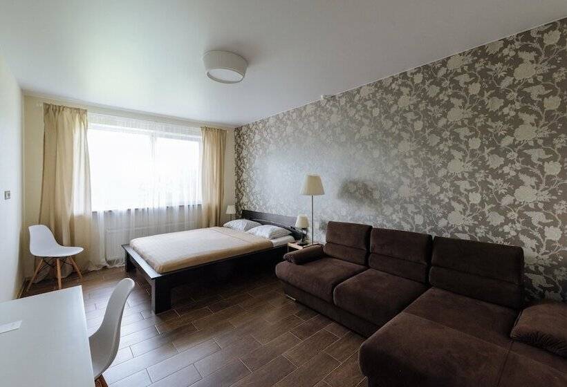 مبيت وإفطار Royal Hall