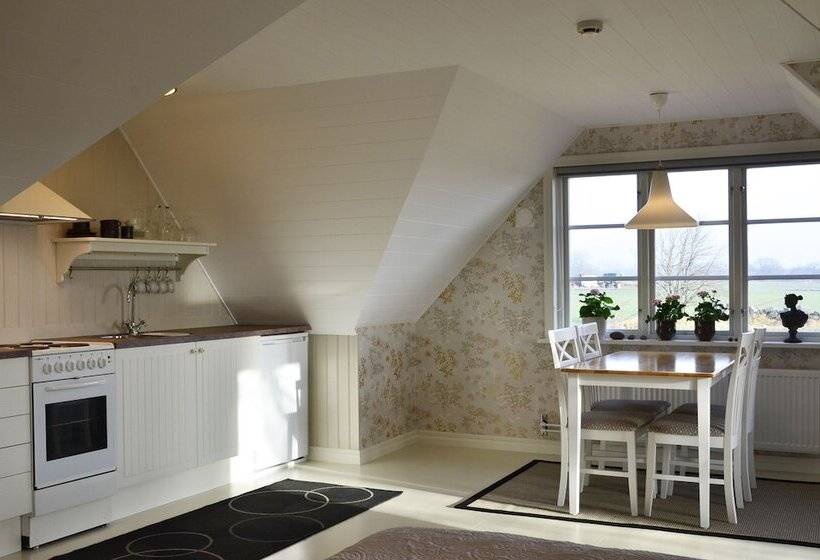 צימר Torsborgs Gård