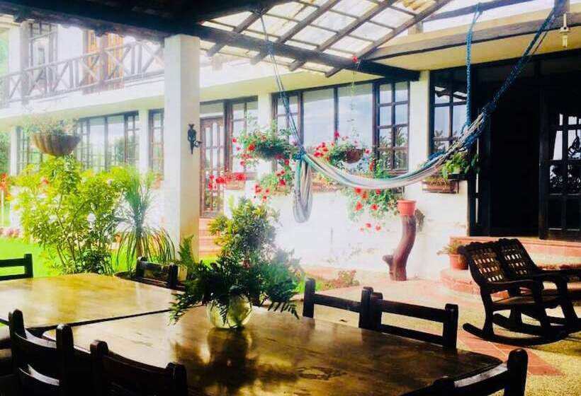 مبيت وإفطار Villa Juliana