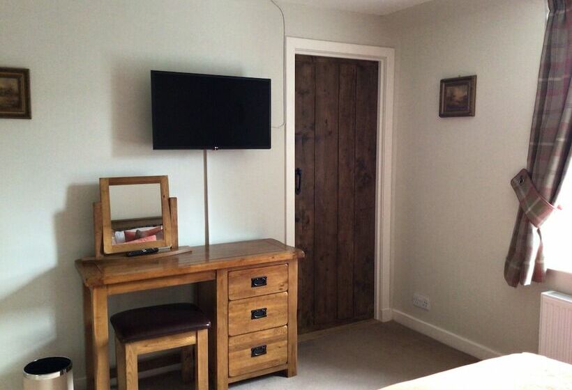 Bridgend House B & B