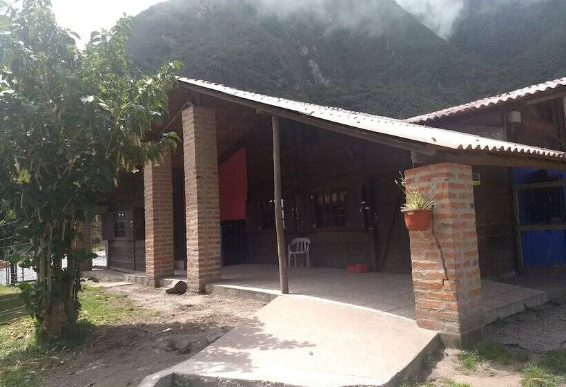 Casa L Amore Pululahua B&b Hostel