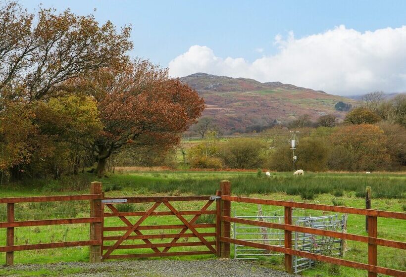 Cefn Yr Efail