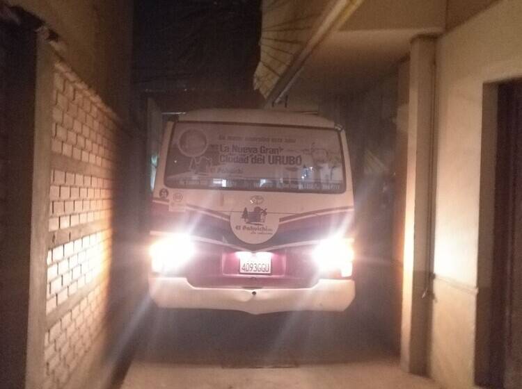 Hostal Costa De Marfil