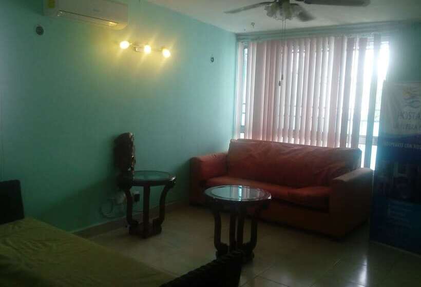 Hostal La Rivera Inn Hostel