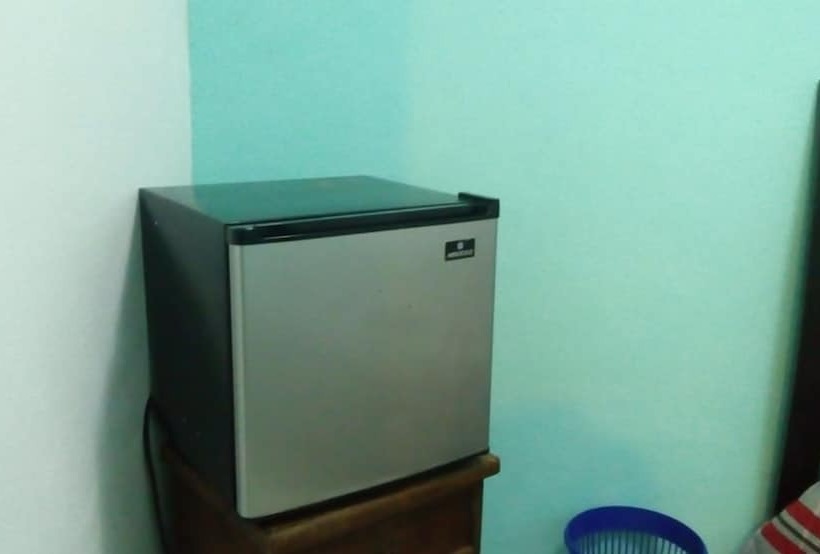 Hostal La Rivera Inn Hostel