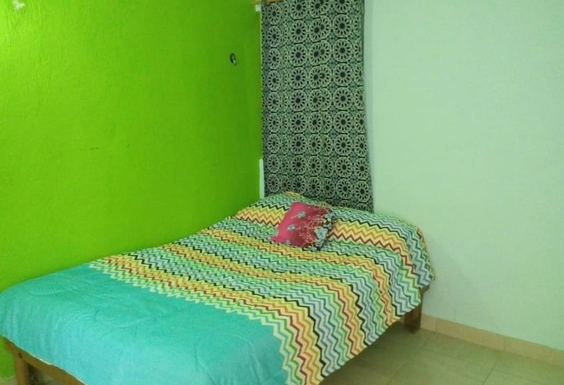 Hostal La Rivera Inn Hostel