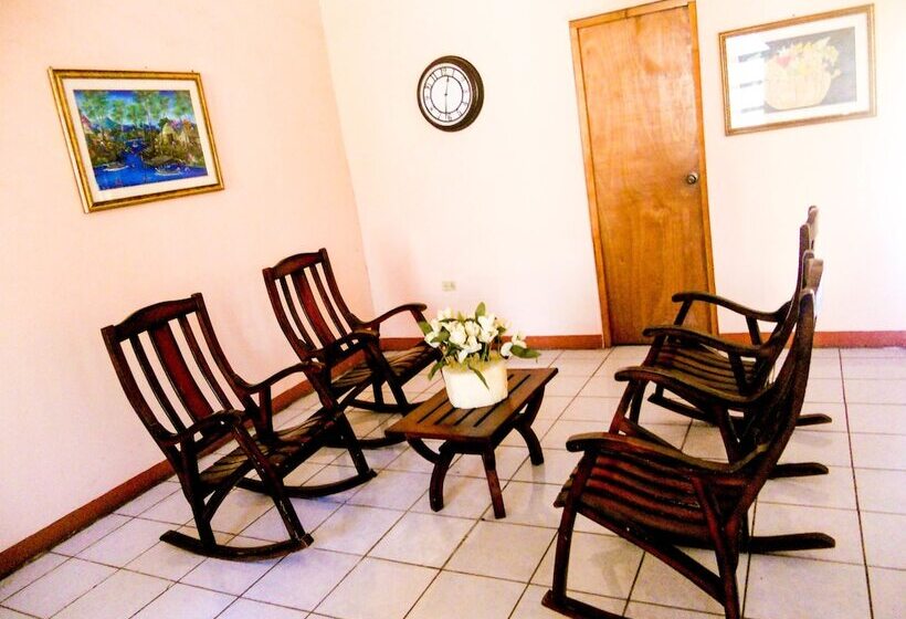 Hostal Villa De San Fernando