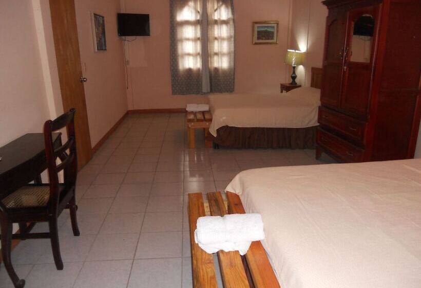 Hostal Villa De San Fernando