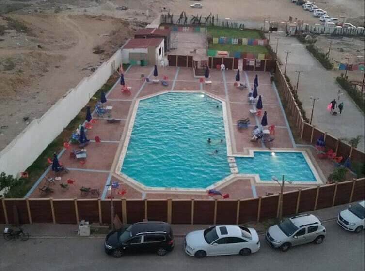 هتل Al Mansour Palace