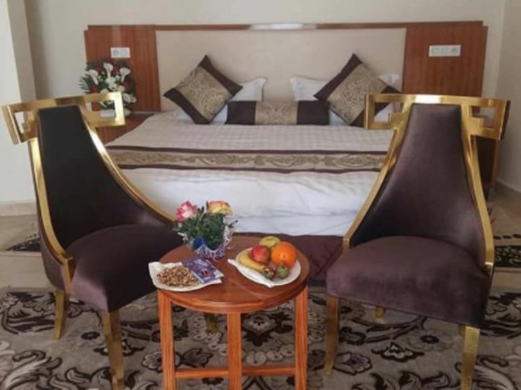 هتل Al Mansour Palace