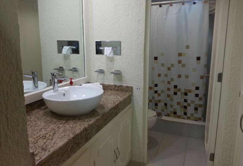 בית מלון כפרי Ar Solymar