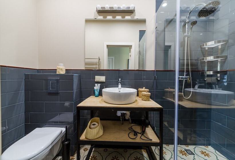 בית מלון כפרי Art Village Club