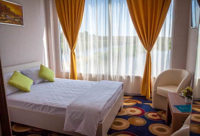 Отель Bella Marina