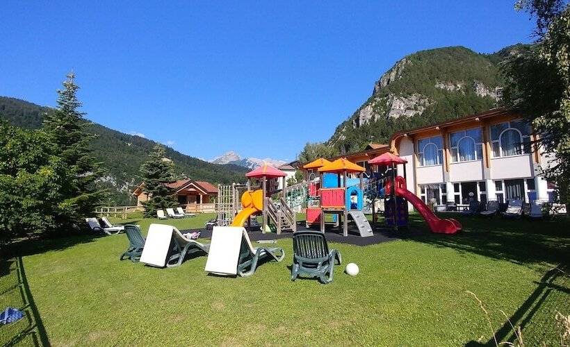 فندق Belvedere & Paradise Club Center