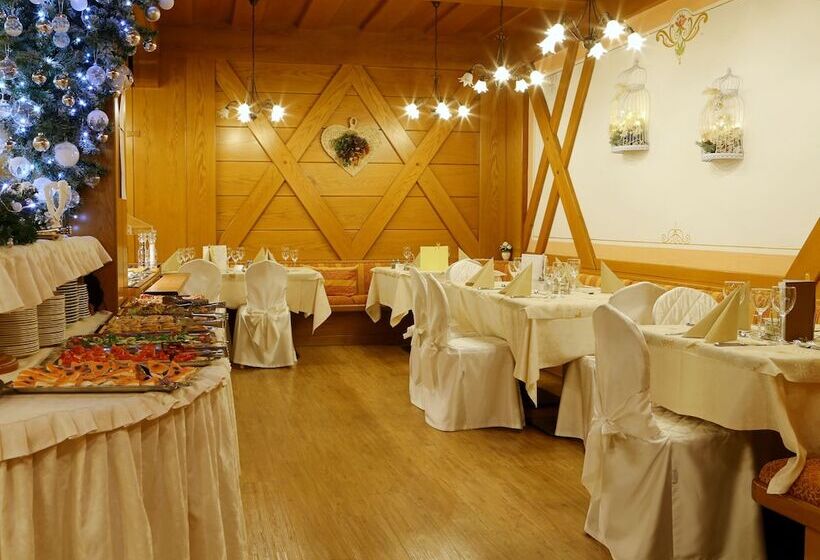 فندق Belvedere & Paradise Club Center