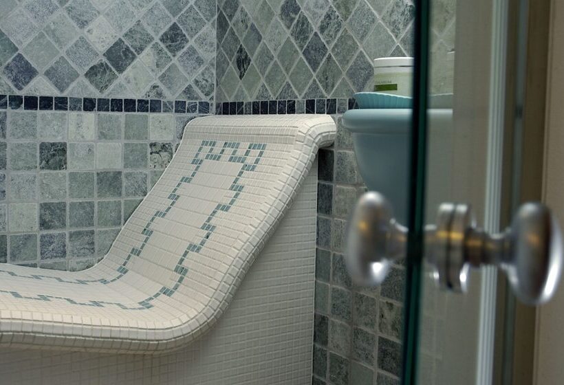 فندق Belvedere & Paradise Club Center