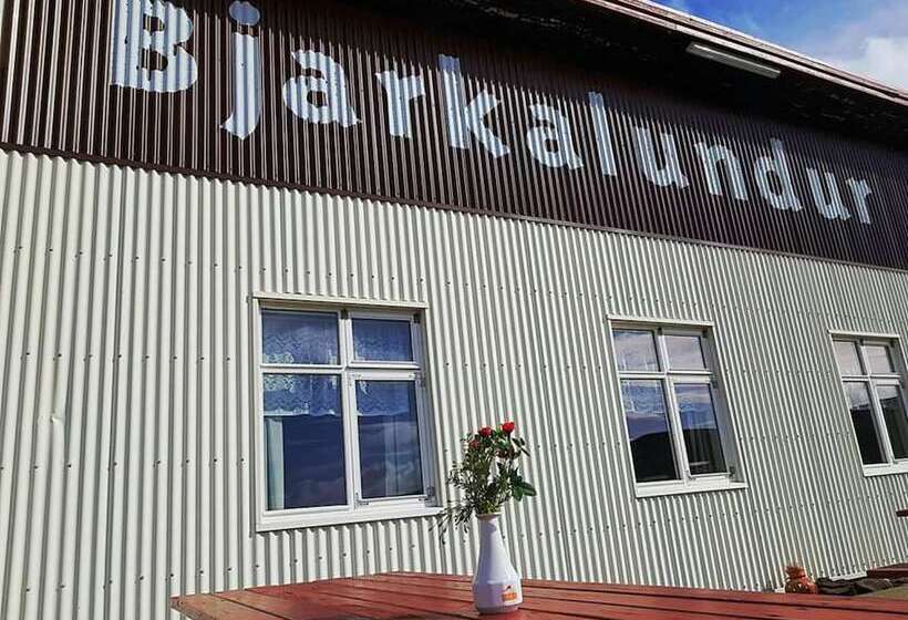 هتل Bjarkalundur