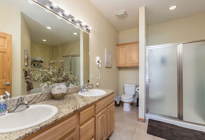 فندق Branson Shores Resort