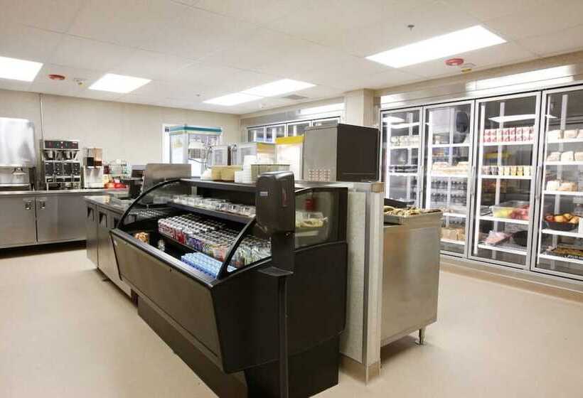 فندق Brooks Camp