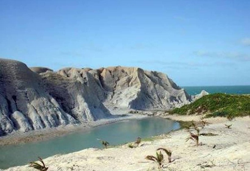 هتل Canoa Guest House