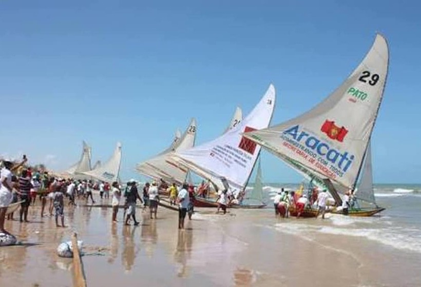 هتل Canoa Guest House