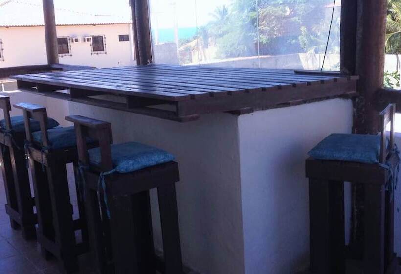 هتل Canoa Guest House