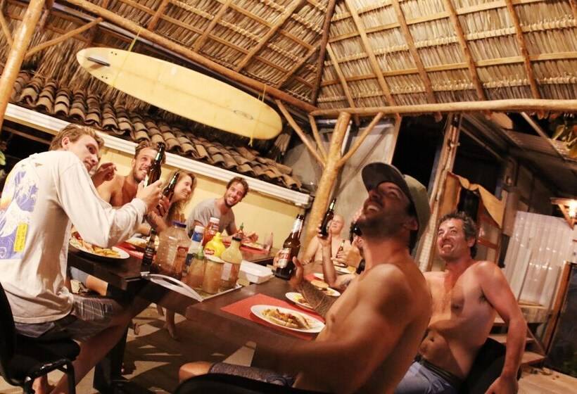 ホテル Casa Sirena Surf Lodge