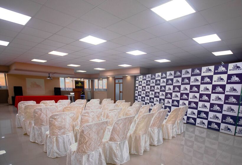 בית מלון כפרי Dmilez