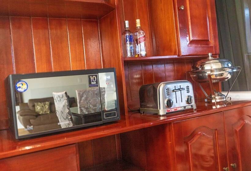 בית מלון כפרי Dmilez