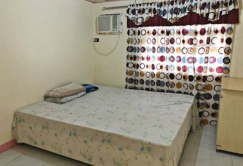 בית מלון כפרי Filipina Beach Resort