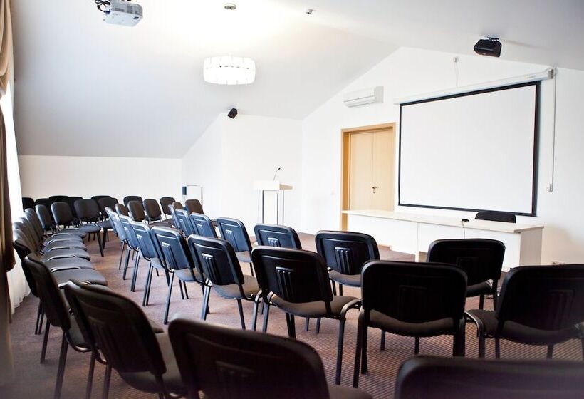 בית מלון כפרי Flagman