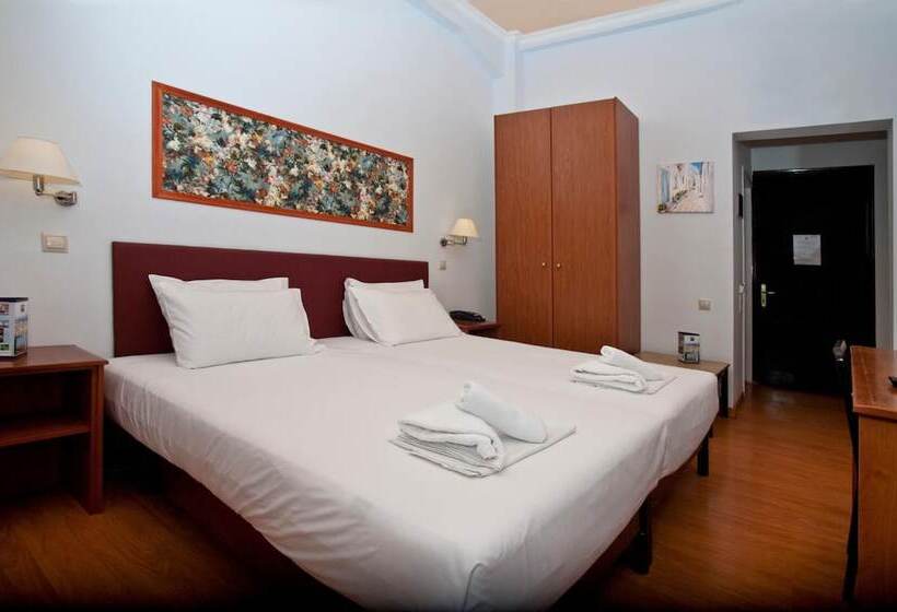 Grand Hotel Loutraki