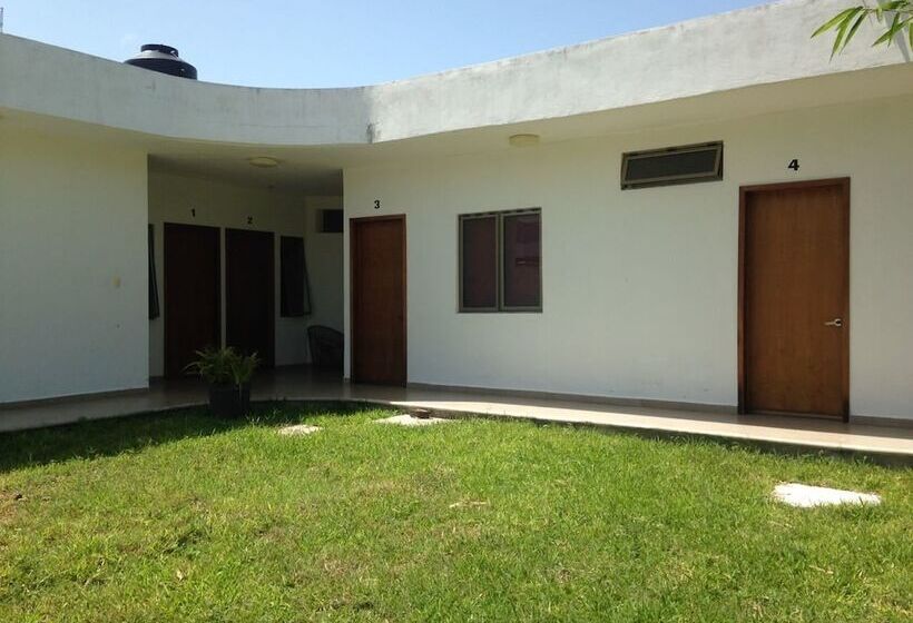 בית מלון כפרי Hacienda San Gabriel