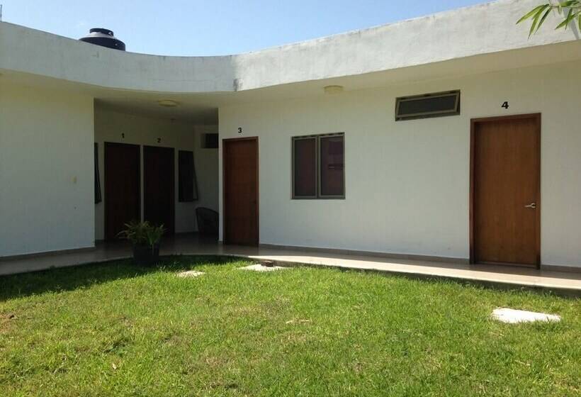 בית מלון כפרי Hacienda San Gabriel