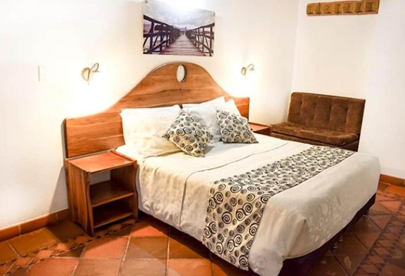 בית מלון כפרי Hacienda Santa Cecilia