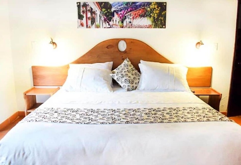 בית מלון כפרי Hacienda Santa Cecilia