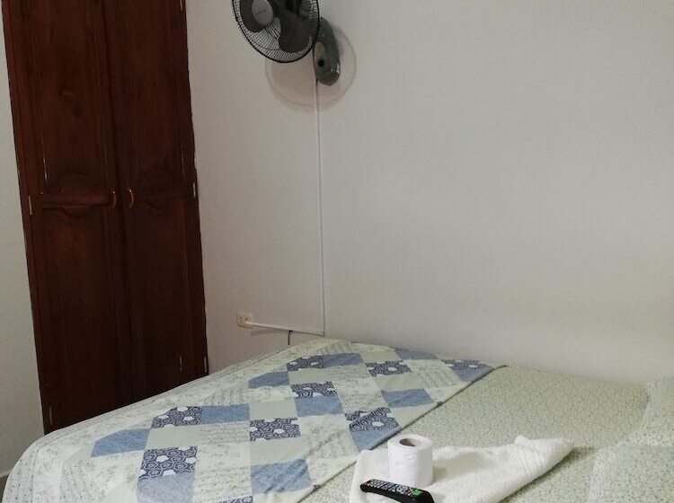 فندق Hospedaje Jhunior