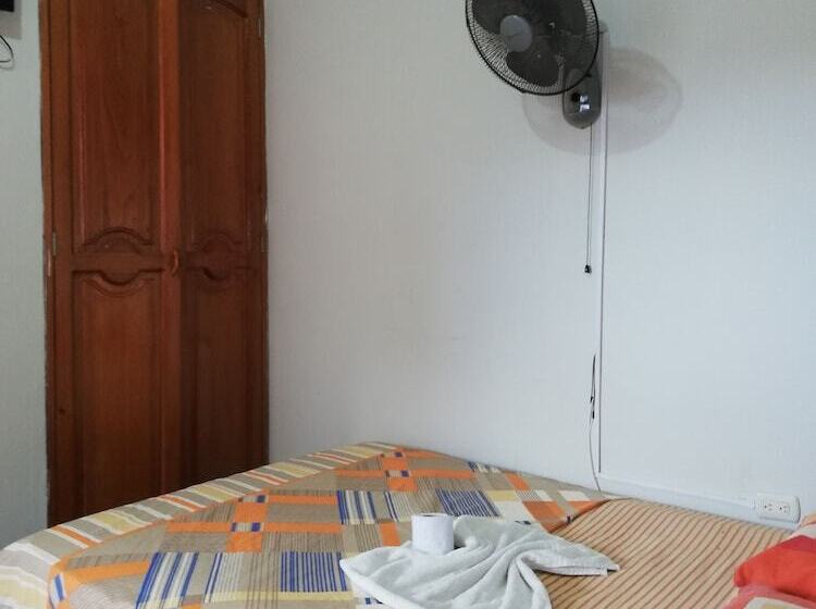 فندق Hospedaje Jhunior