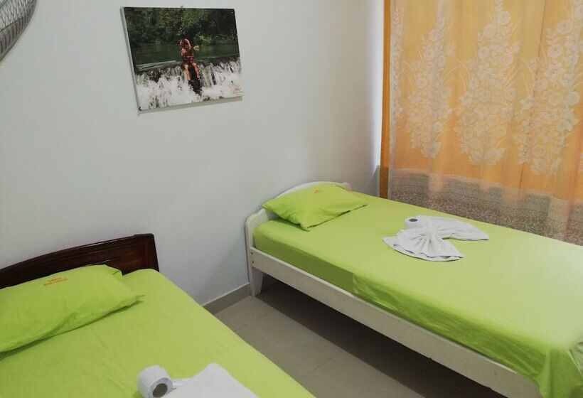 فندق Hospedaje Jhunior