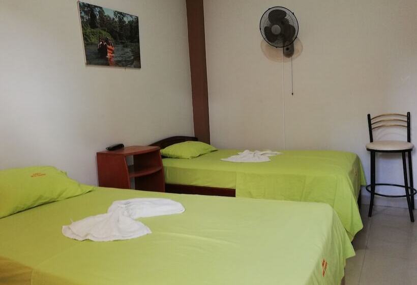 فندق Hospedaje Jhunior