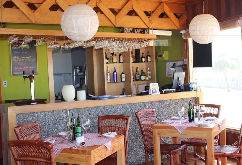 ホテル Cabañas, Habitaciones Y Restaurant Montemar