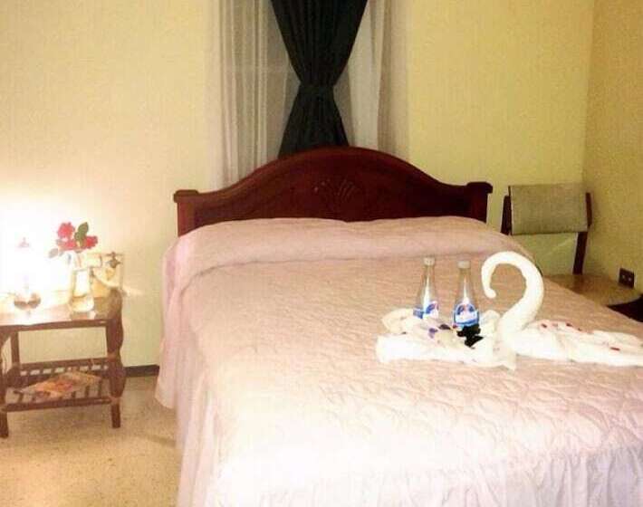 Отель Hosteria El Descanso De Ramses