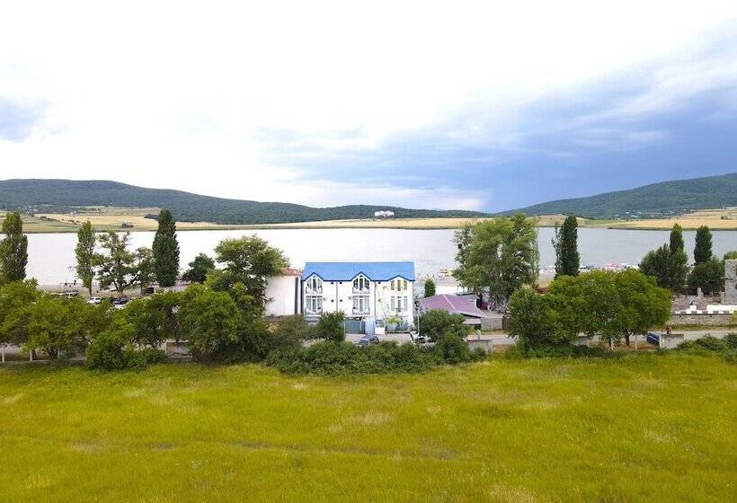 هتل Laguna Beach Club