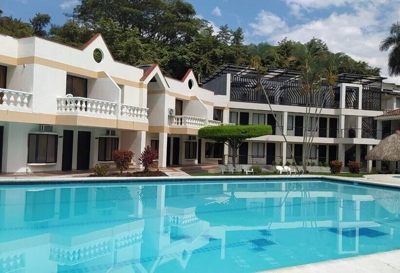 Отель Las Victorias Palmira