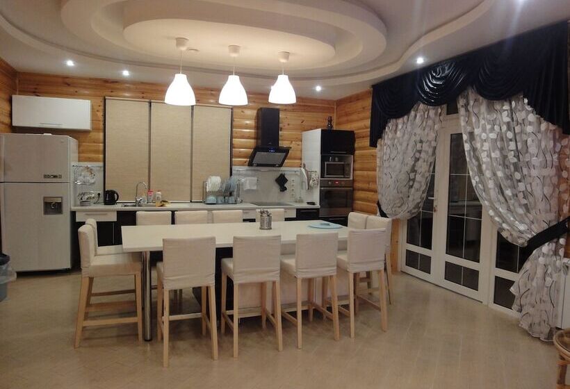 ホテル Lyubimy Prichal