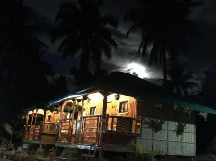 בית מלון כפרי M Rishon