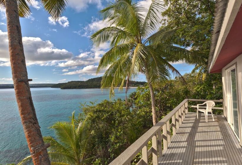 هتل Mala Island Resort