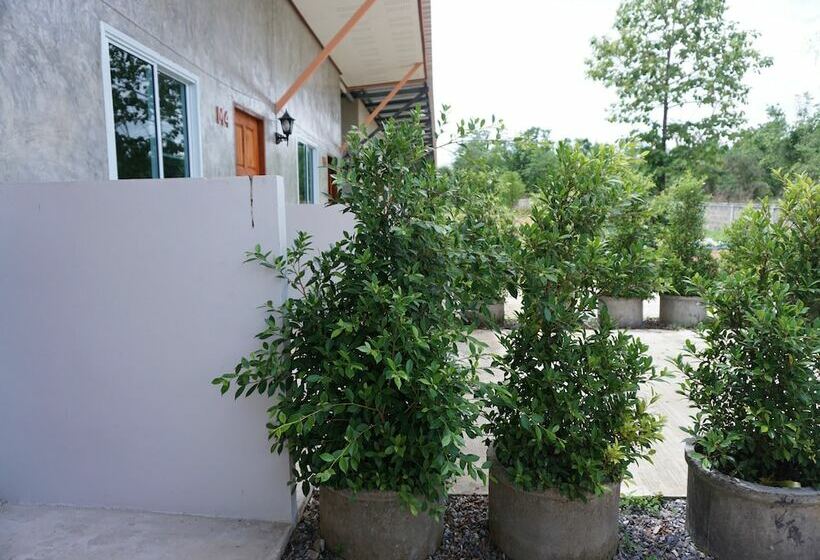 Отель Mookravee Resort