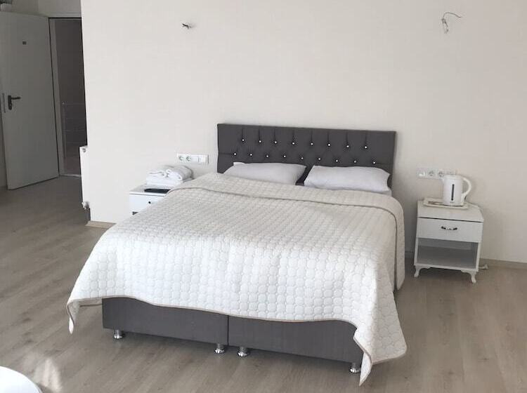 בית מלון כפרי Myhouse Gold