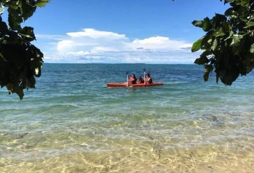 Отель Nichos Island Resort